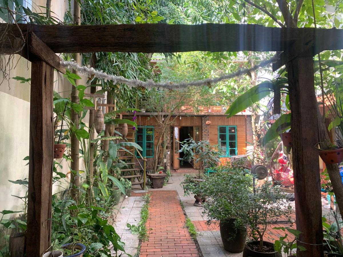 The Hillside Homestay Hue Exterior photo